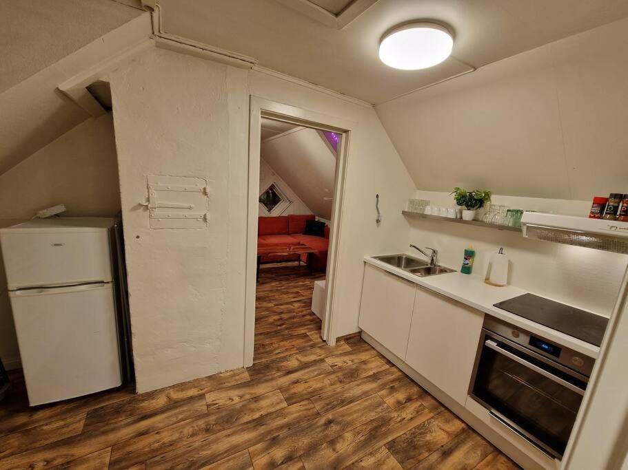 Smaller Apartment Next To Bridge Tromsø Exterior foto